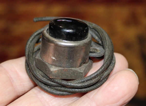 Steering Wheel Nut Horn Button 3.jpg