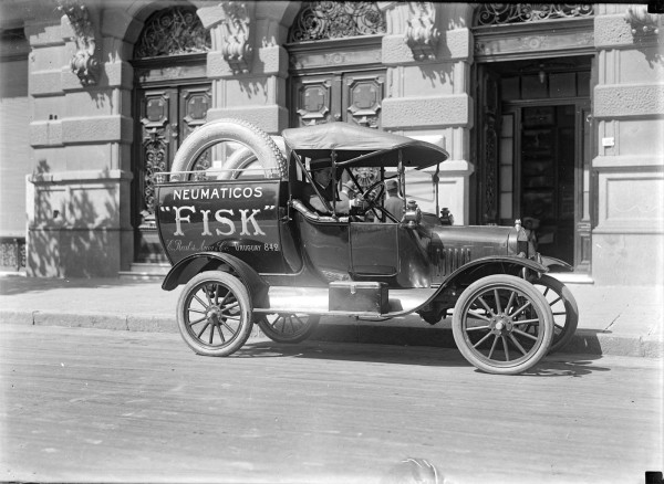 Fisk Tires.jpg