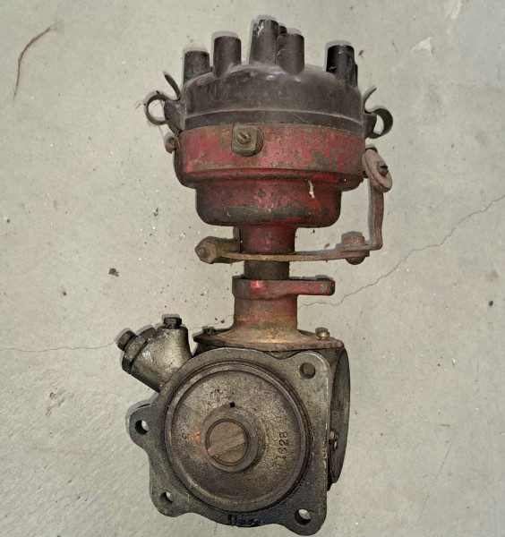 DIST 4.jpg