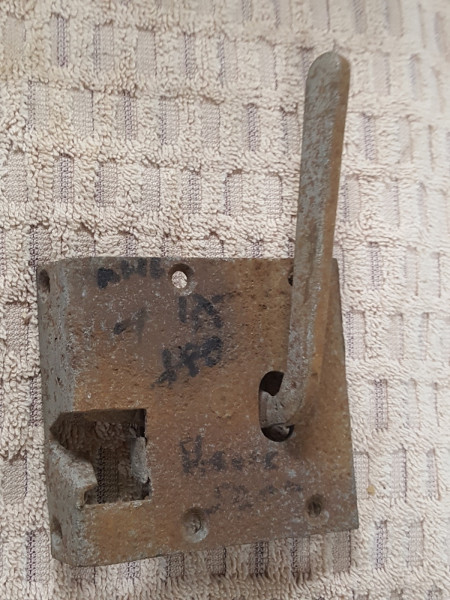 door lock 4a.jpg