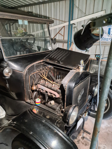 20240622_141249.jpg (353.89 KiB) Viewed 933 times Nothing fancy here! Home-made studio lighting for videos...