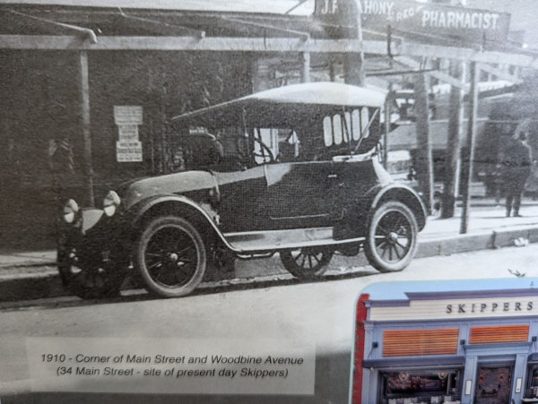 mystery car 1910.jpg