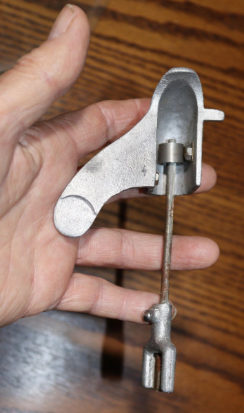 Scharoun Carburetor control 3.jpg