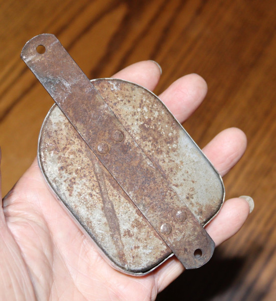 Catseye Aluninium Case Reflector 2.jpg