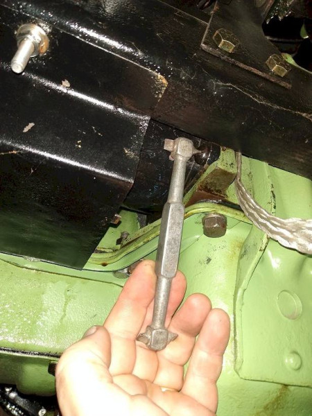starter wrench.jpg