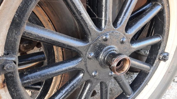 26-27 wheel 2.jpg