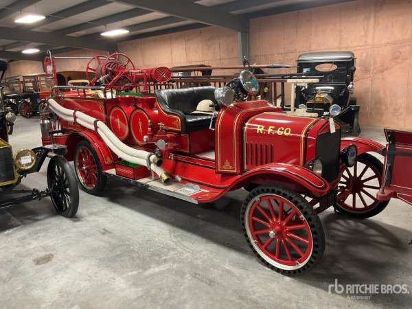 1924 Fire Truck2.jpg