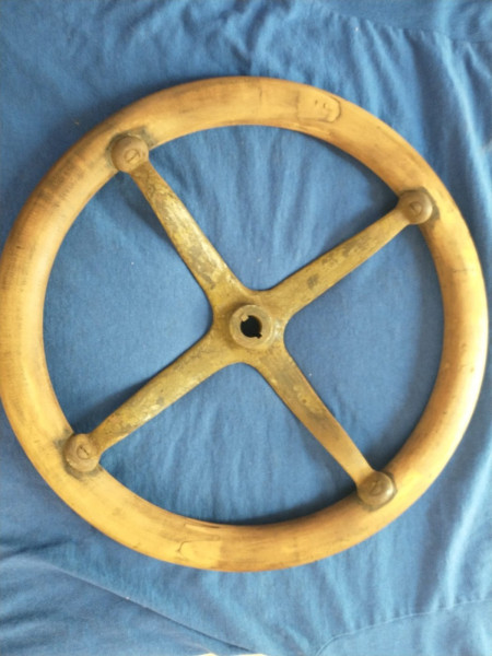 wood steering wheel 2.jpg