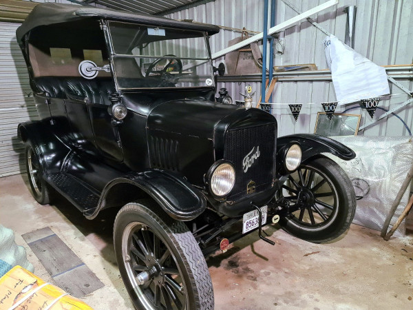 All shiny and ready for the Great Gatsby Gala Ball.