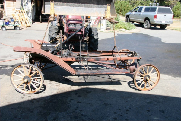 1912 Model T Frame.jpg