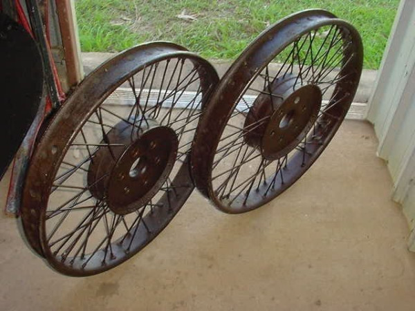 303854 14-03-2004 1920-1925 Ted King Rajo Wire Wheels 01.jpg