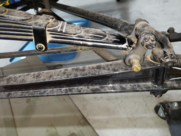 Model T Front taper leaf spring Frederick.jpg