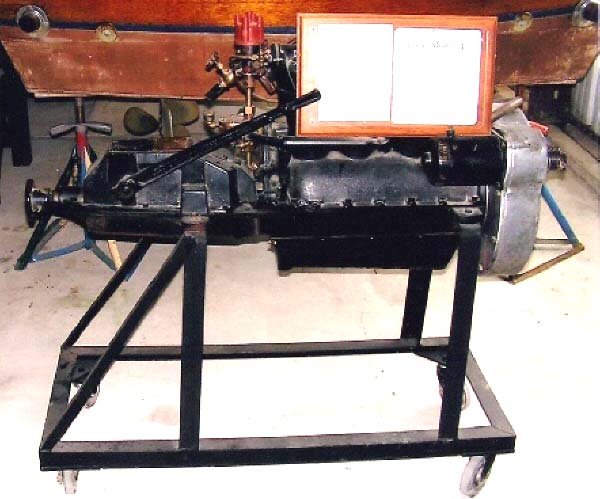 Boat Engine 1.jpg