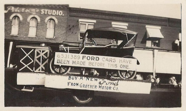 Model T 1923 Touring  6.5M made before.jpg