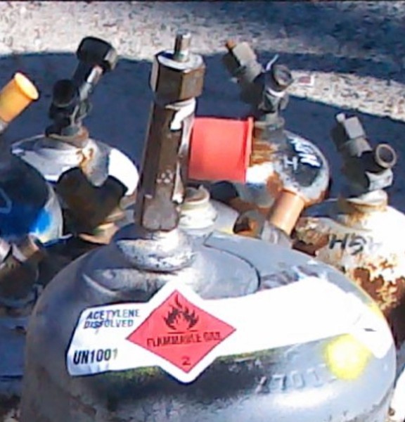FINE THREAD VALVE