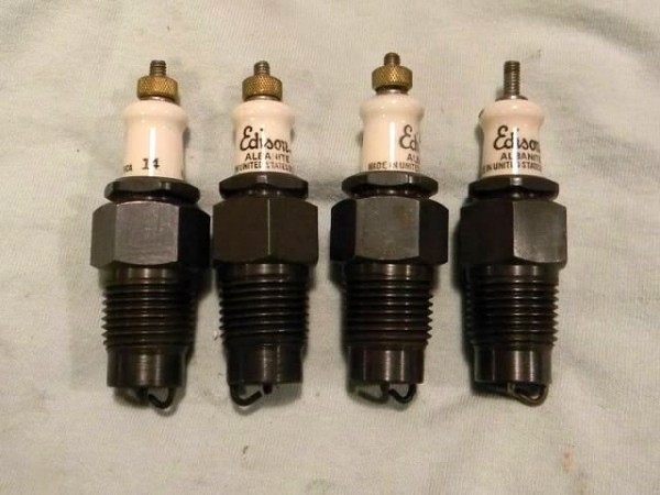 edison_14_spark_plugs.jpg