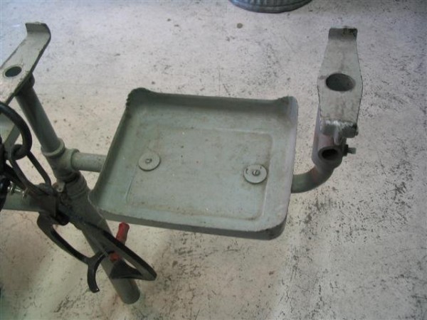 Weaver Rear End Stand. 005.jpg