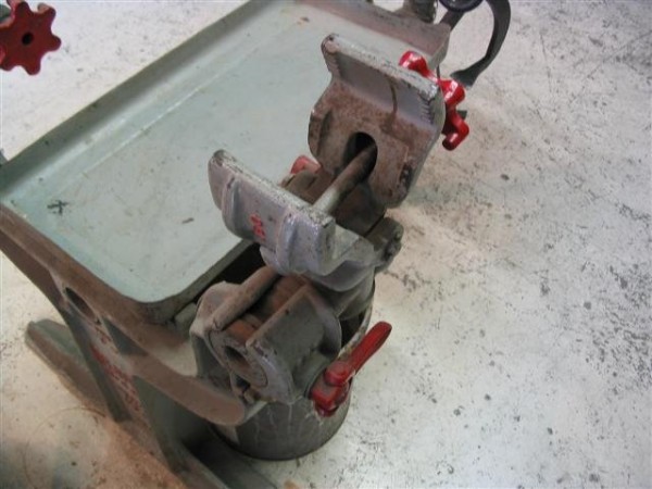 Weaver Rear End Stand. 011.jpg