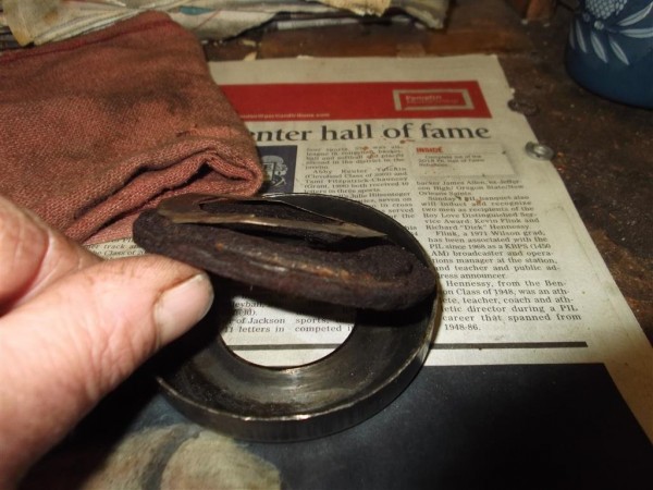 Original style outer bearing retainers