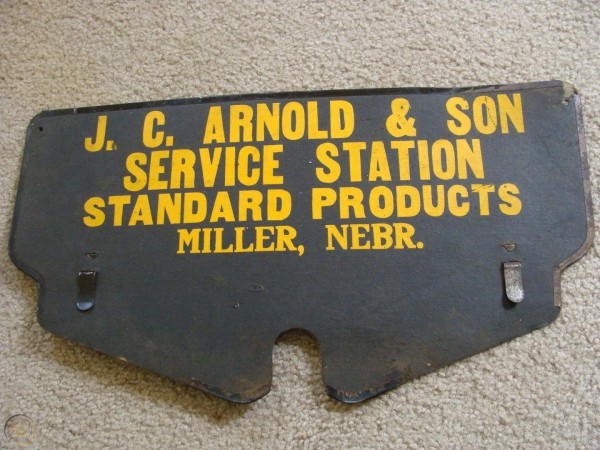 ant-model-ford-rad-cover-advertising_1_3e55d560ba0a76a7409d7ed6154bd074.jpg