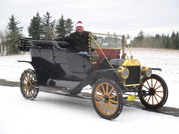 Keith & 1911 snow santa hat color.JPG