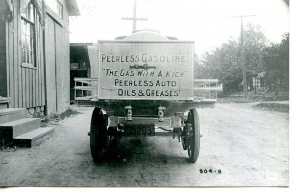 peerless gasoline.jpg
