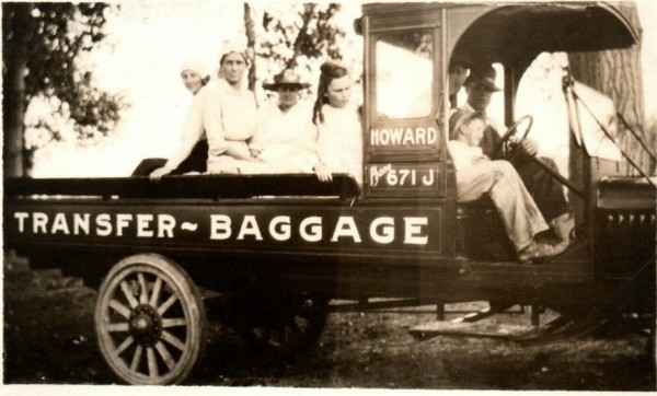 transfer baggage truck.JPG