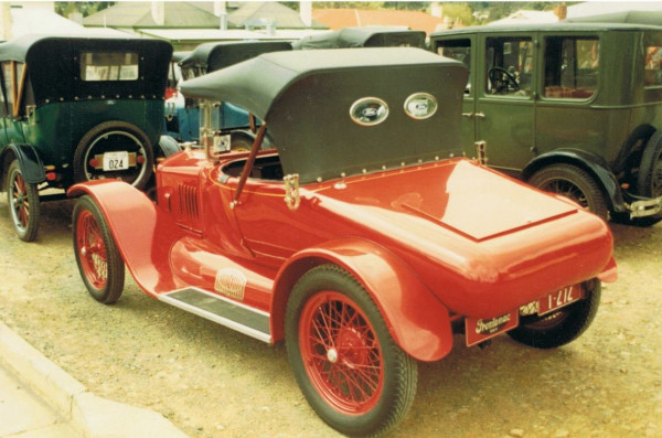 Red Pro 04.JPG