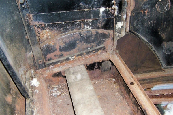 forum wood side rear.jpg