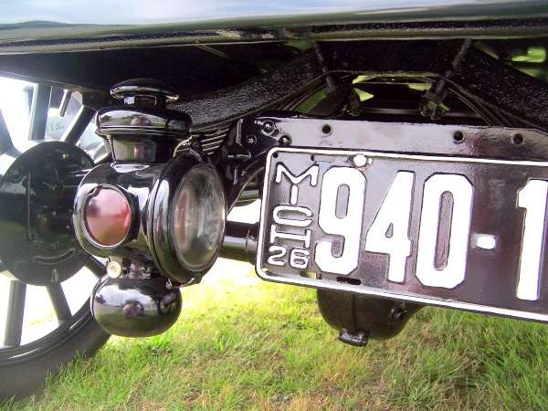 26-27 non electric rear lamp hanger.jpg