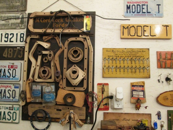 gasket & keyboard.JPG