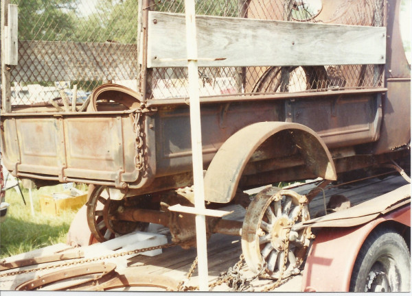 TT Screen side body 1.jpg