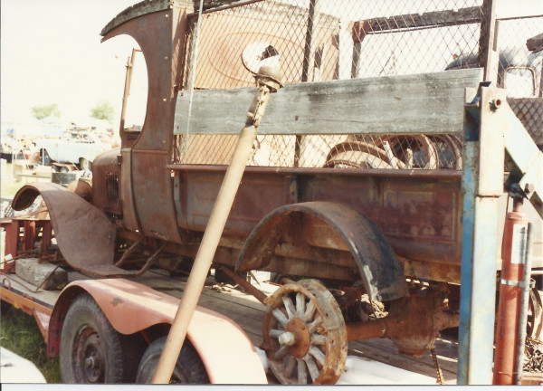 TT Screen side body.jpg