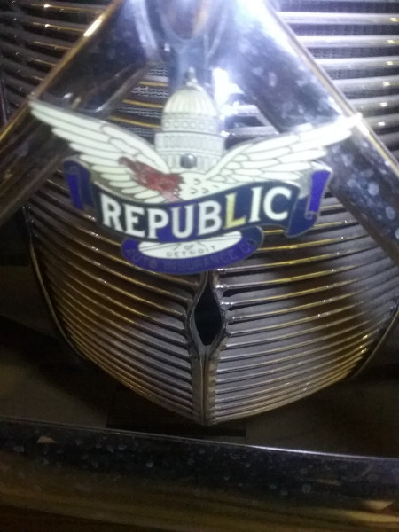 postpicsbadge2.JPG