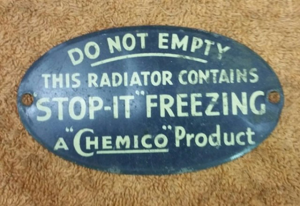 Badge 3.jpg