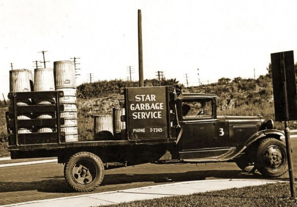 star garbage truck.JPG