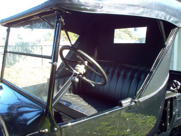 1925 T Pick-up, 1-04-09 007.jpg