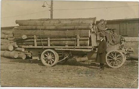 log truck 2.JPG