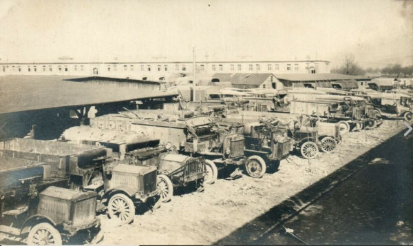 truck lot.JPG