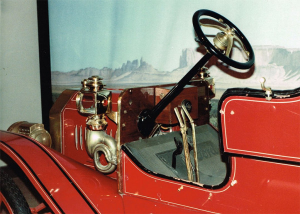 Red09b.jpg