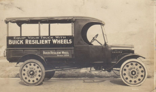 Buick wheels.JPG