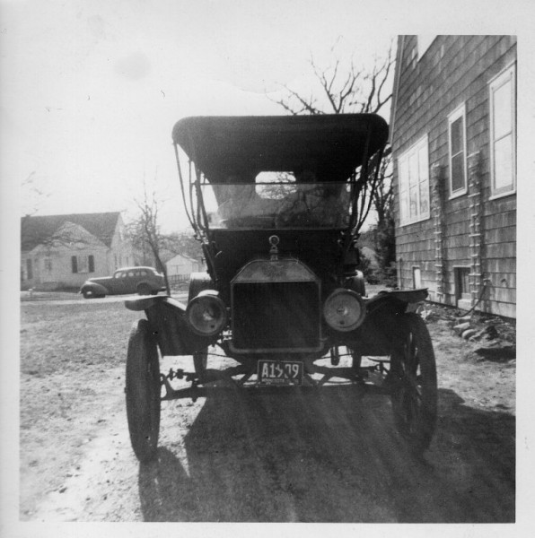 Leipold 1910 Model T 1948 #2 B&W scan.jpeg