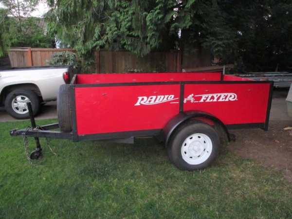 Radio Flyer trailer.jpg