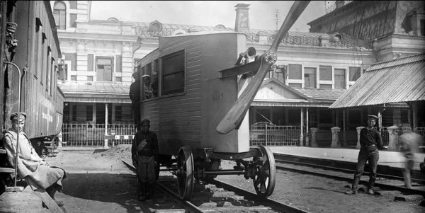 propeller locomotive.jpg