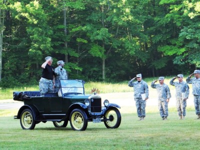 '27 Denny's Model T Touring 1 (3).jpg
