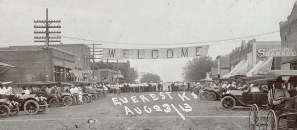 Everest KS main street old.jpg (106.15 KiB) Viewed 3233 times Old