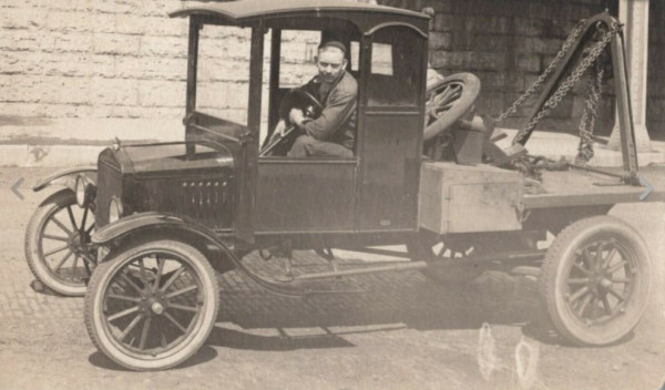 tow truck tt.JPG