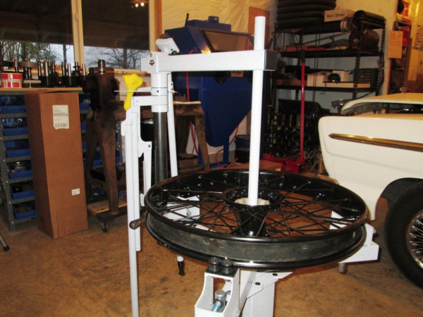 tire machine 2.JPG